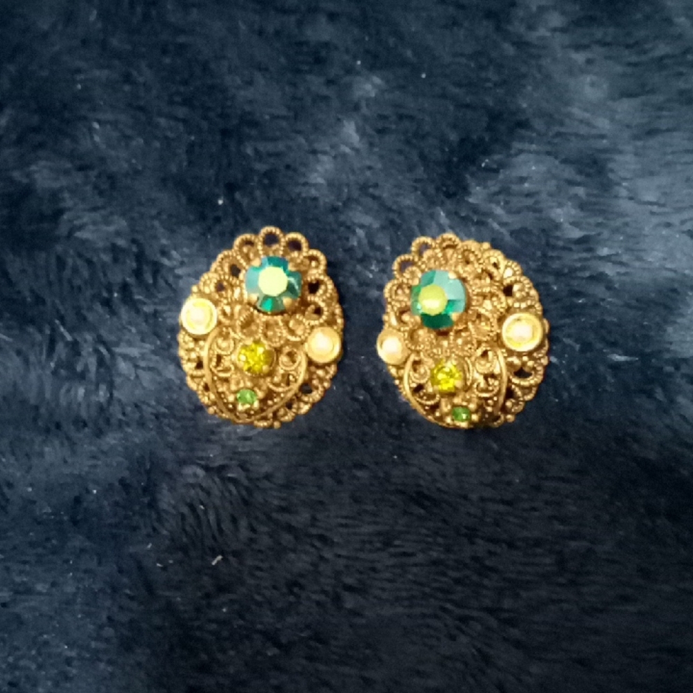 Vintage  W. Germany Stamped Clip Earrings